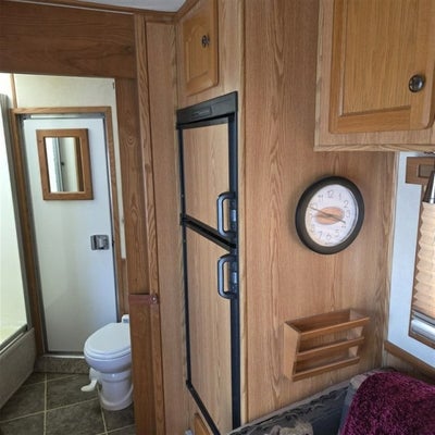 2005 SUNDOWNER 3 HORSE Base