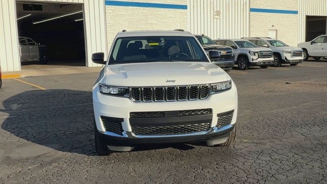 2022 Jeep Grand Cherokee L Laredo