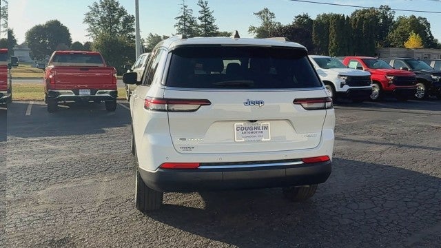 2022 Jeep Grand Cherokee L Laredo