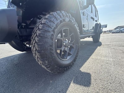 2025 Jeep Wrangler 4xe Willys