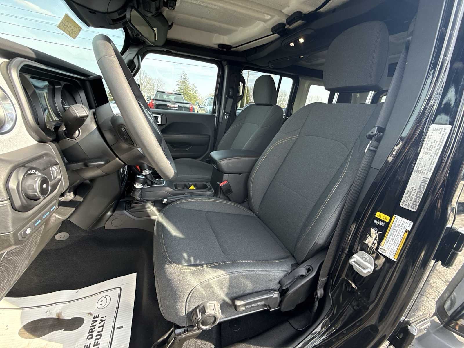 2025 Jeep Wrangler 4xe Sahara 4xe