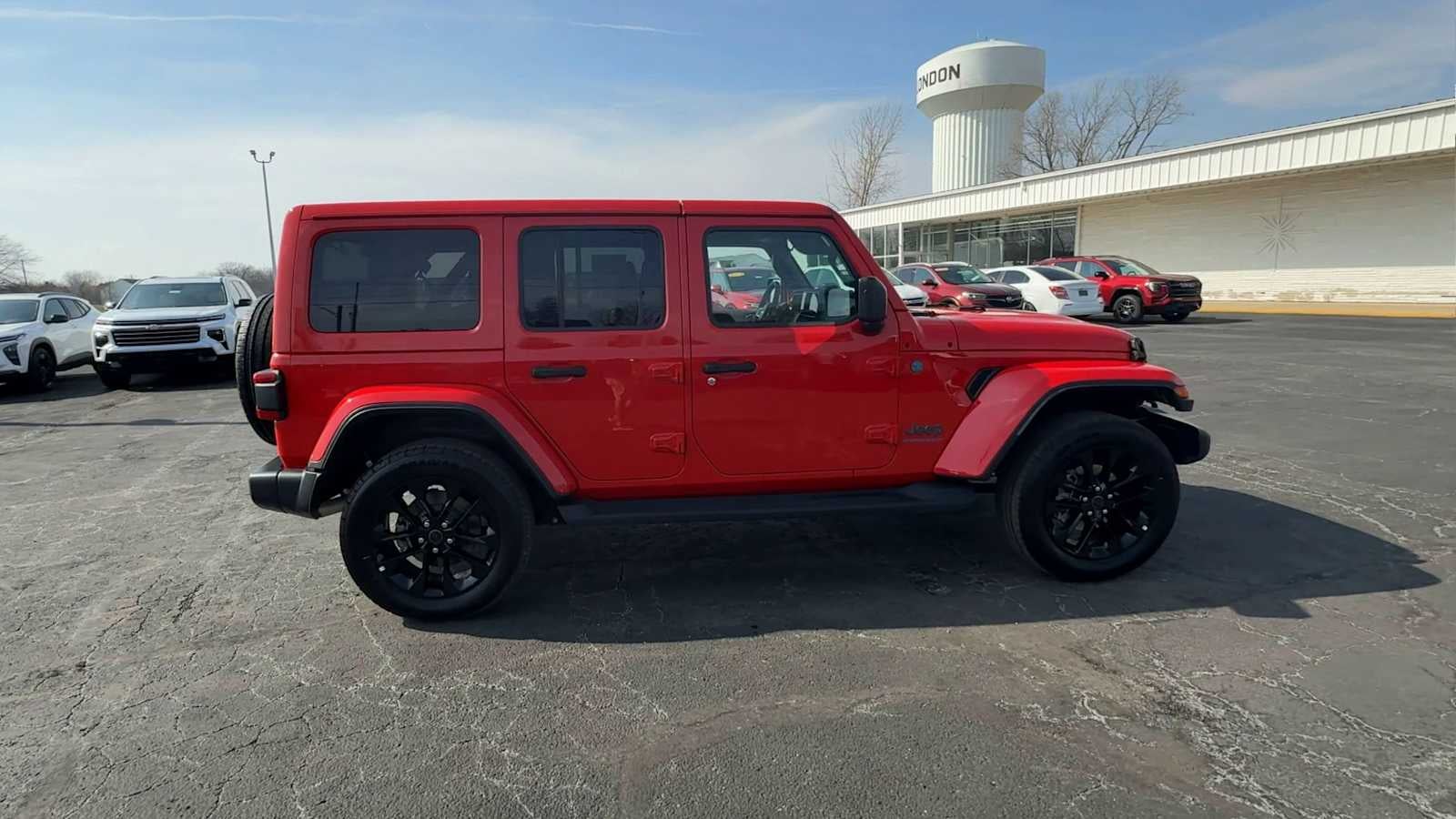 2025 Jeep Wrangler 4xe Sahara 4xe