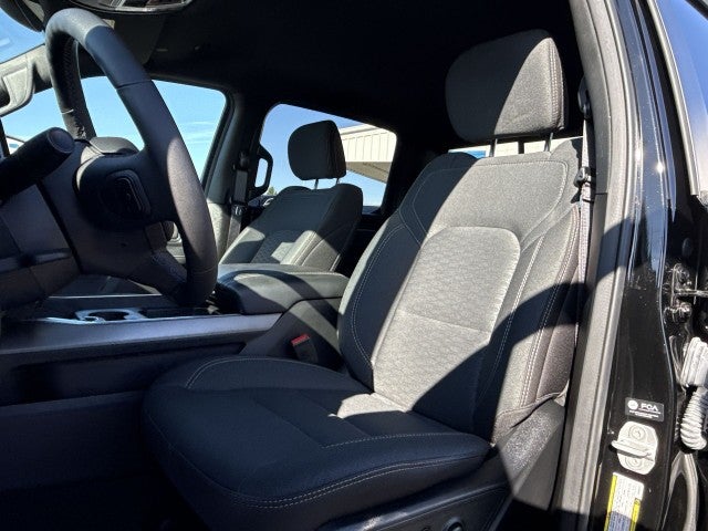 2025 RAM 1500 Big Horn Crew Cab 4x4 6'4" Box