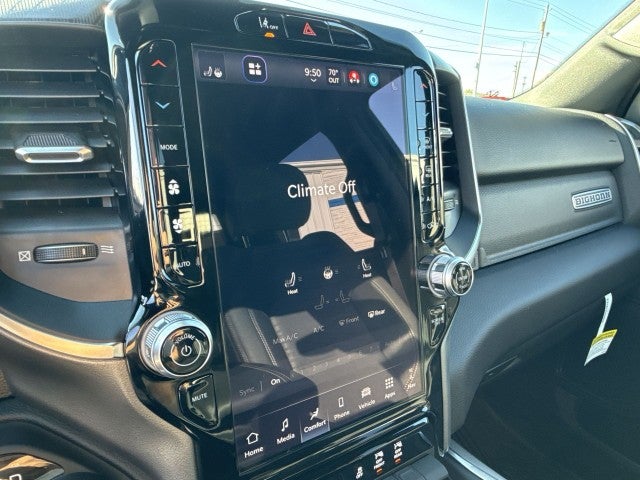 2025 RAM 1500 Big Horn Crew Cab 4x4 6'4" Box