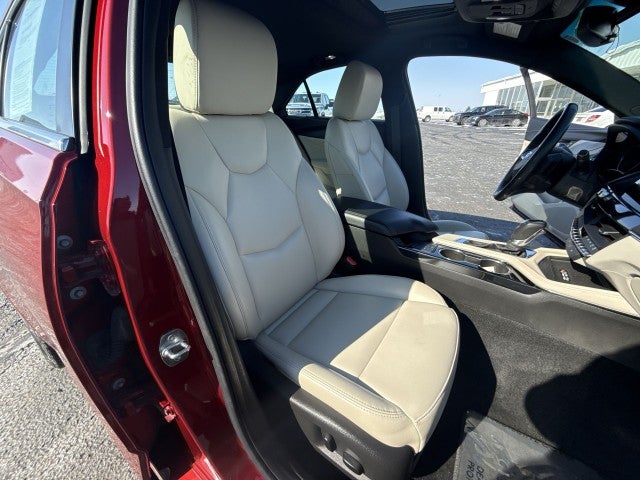 2023 Cadillac CT4 Luxury