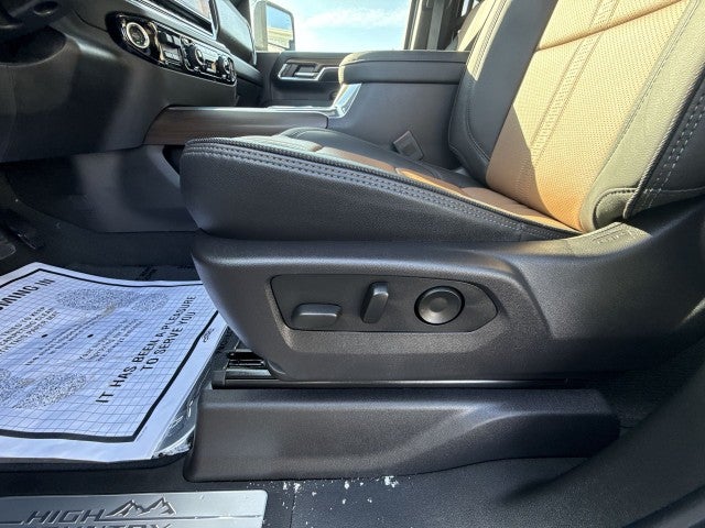 2024 Chevrolet Silverado 3500 HD High Country DRW