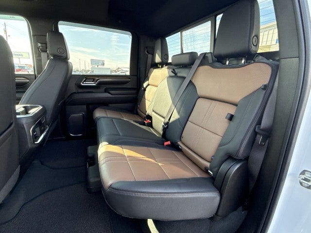 2024 Chevrolet Silverado 3500 HD High Country DRW