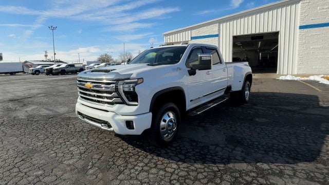 2024 Chevrolet Silverado 3500 HD High Country DRW