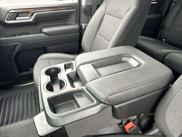 2022 Chevrolet Silverado 1500 LT (2FL)