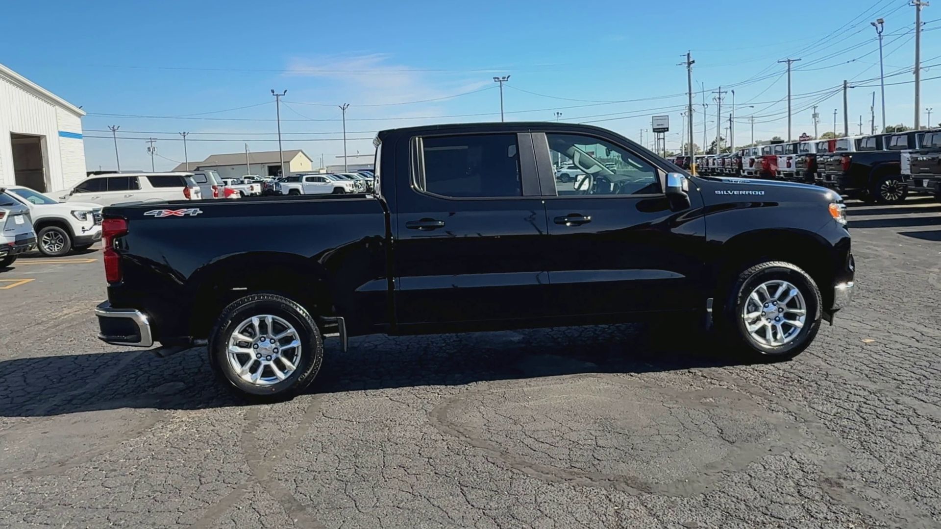 2026 Chevrolet Silverado 1500 LT (2FL)