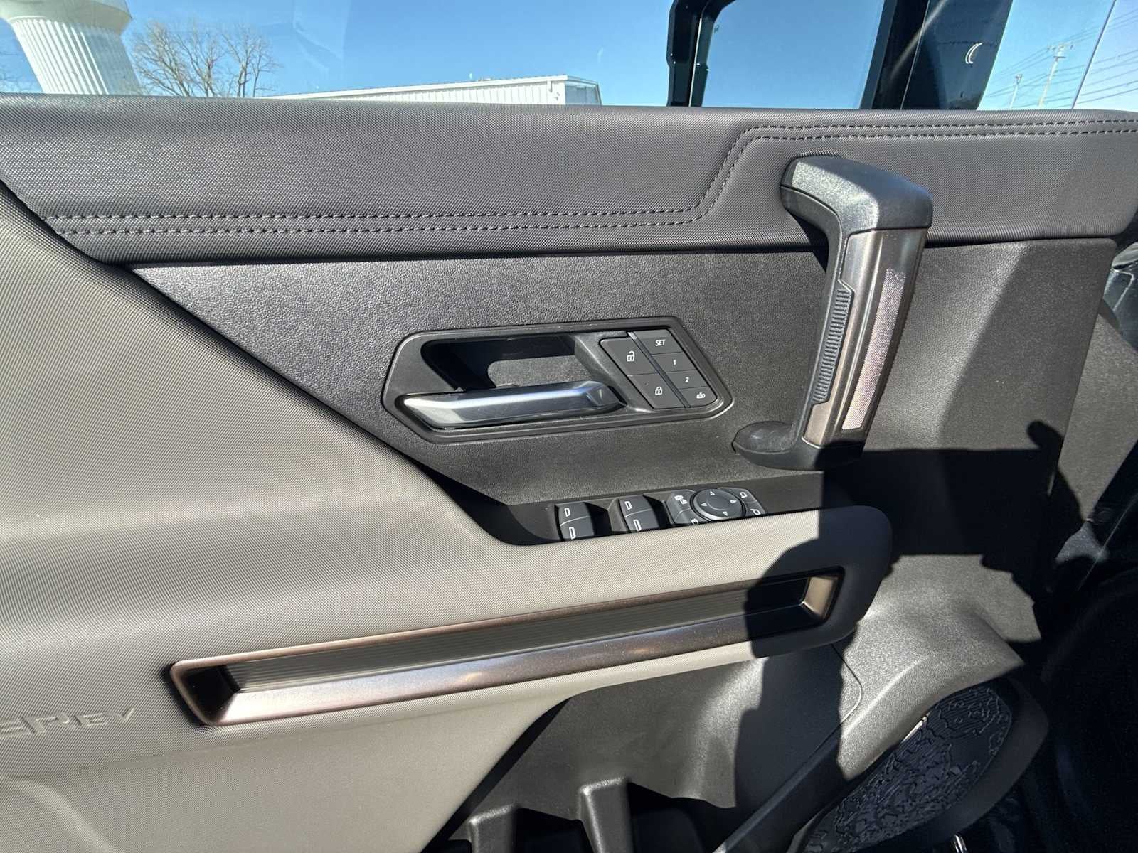 2025 GMC HUMMER EV SUV 3X