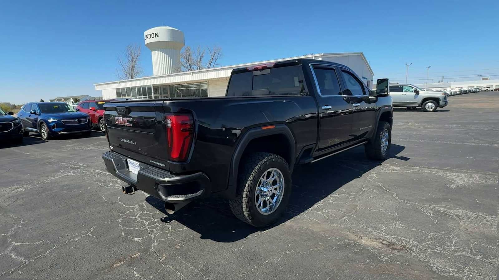 2024 GMC Sierra 2500 HD Denali