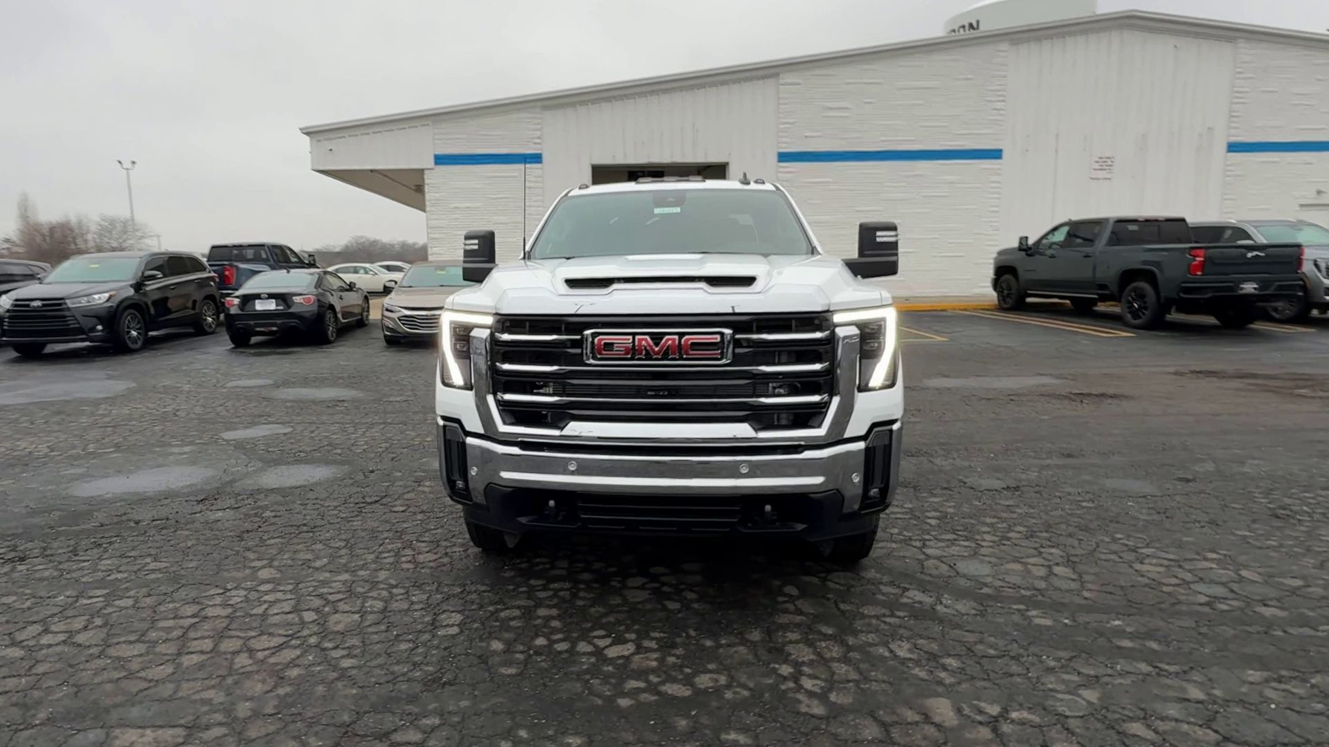 2026 GMC Sierra 3500 HD SLE