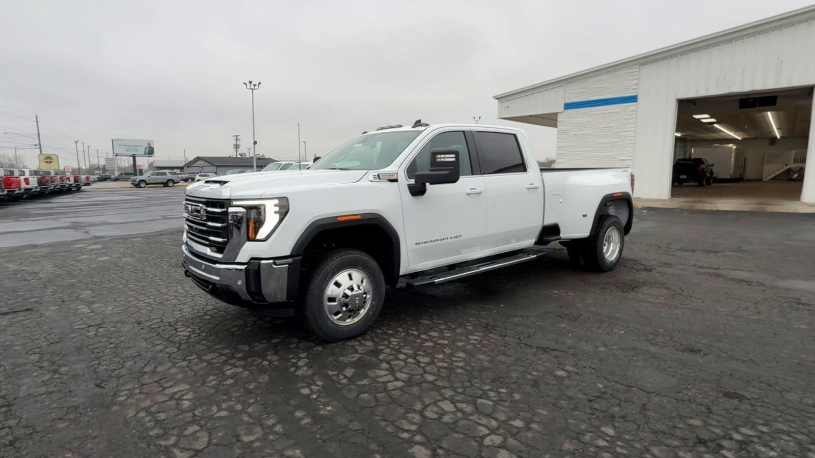 2026 GMC Sierra 3500 HD SLE