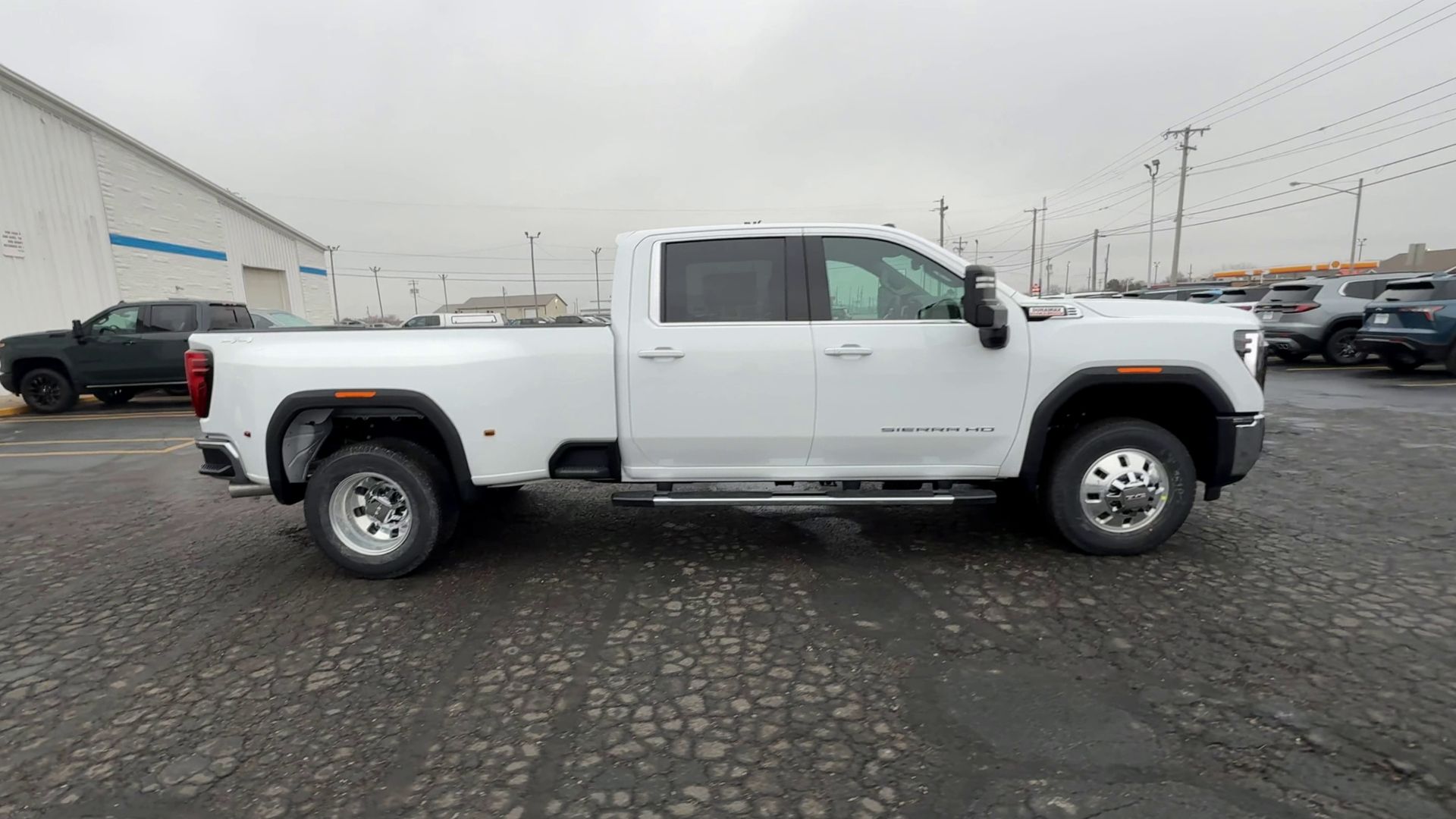 2026 GMC Sierra 3500 HD SLE