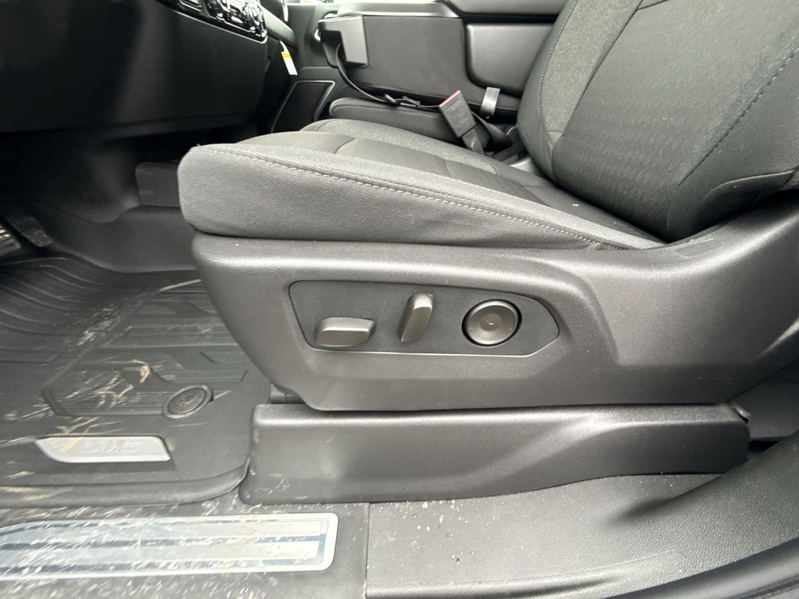 2026 GMC Sierra 3500 HD SLE