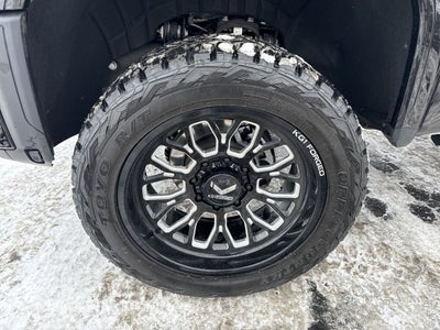 2025 GMC Sierra 3500 HD AT4