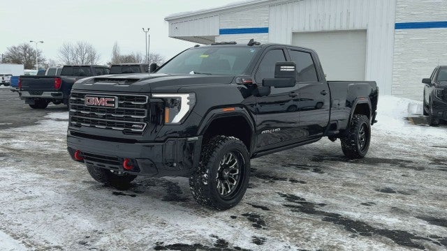 2025 GMC Sierra 3500 HD AT4