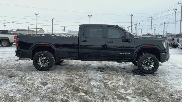 2025 GMC Sierra 3500 HD AT4