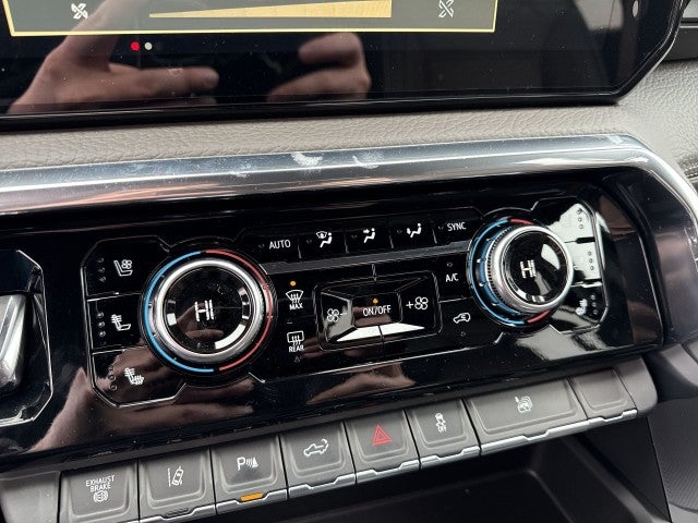 2026 GMC Sierra 3500 HD Denali DRW