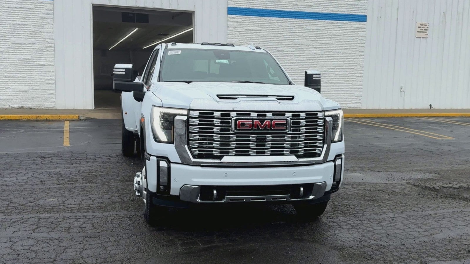 2026 GMC Sierra 3500 HD Denali DRW