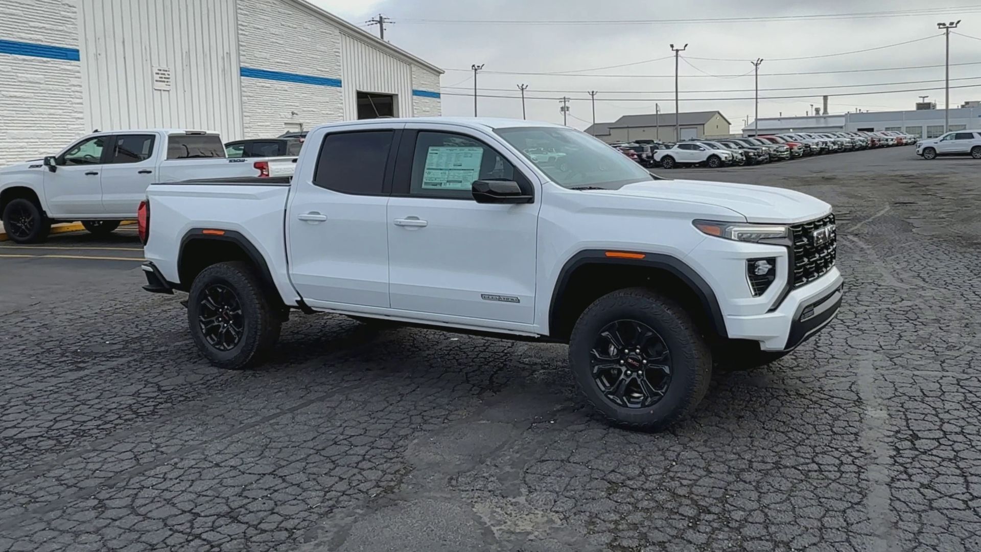 2025 GMC Canyon Elevation