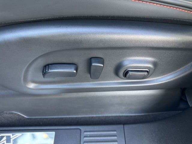 2024 Nissan TITAN Crew Cab PRO-4X 4x4