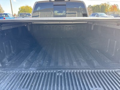 2024 Nissan TITAN Crew Cab PRO-4X 4x4