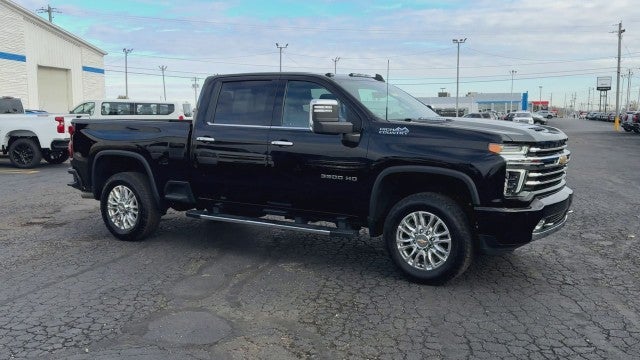2022 Chevrolet Silverado 3500 HD High Country