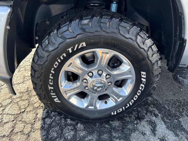 2022 RAM 3500 Big Horn Crew Cab 4x4 8' Box