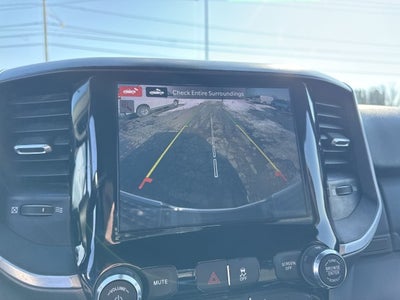 2022 RAM 3500 Big Horn Crew Cab 4x4 8' Box