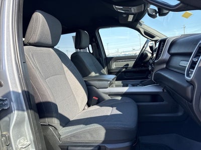 2022 RAM 3500 Big Horn Crew Cab 4x4 8' Box