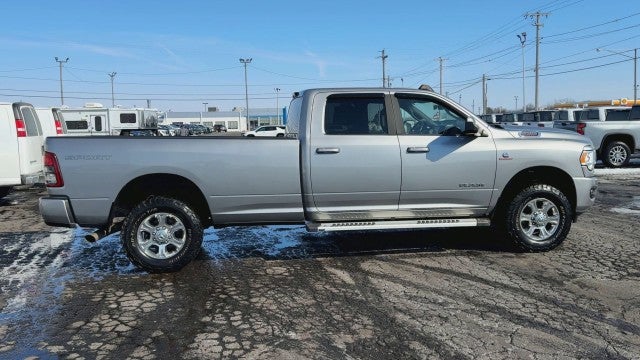 2022 RAM 3500 Big Horn Crew Cab 4x4 8' Box