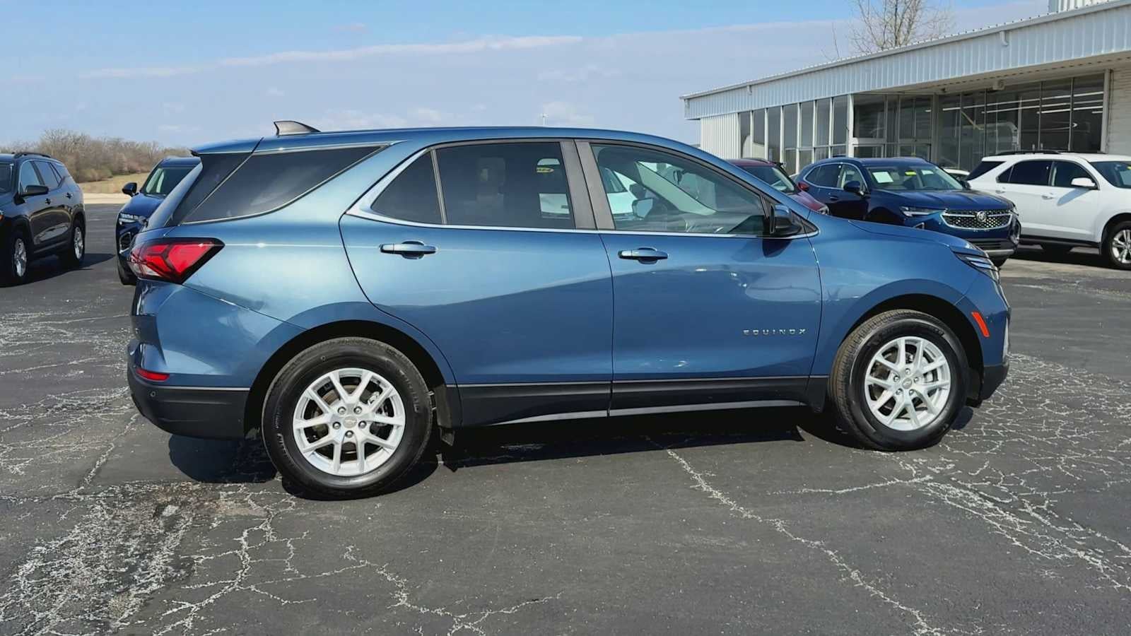 2024 Chevrolet Equinox LT