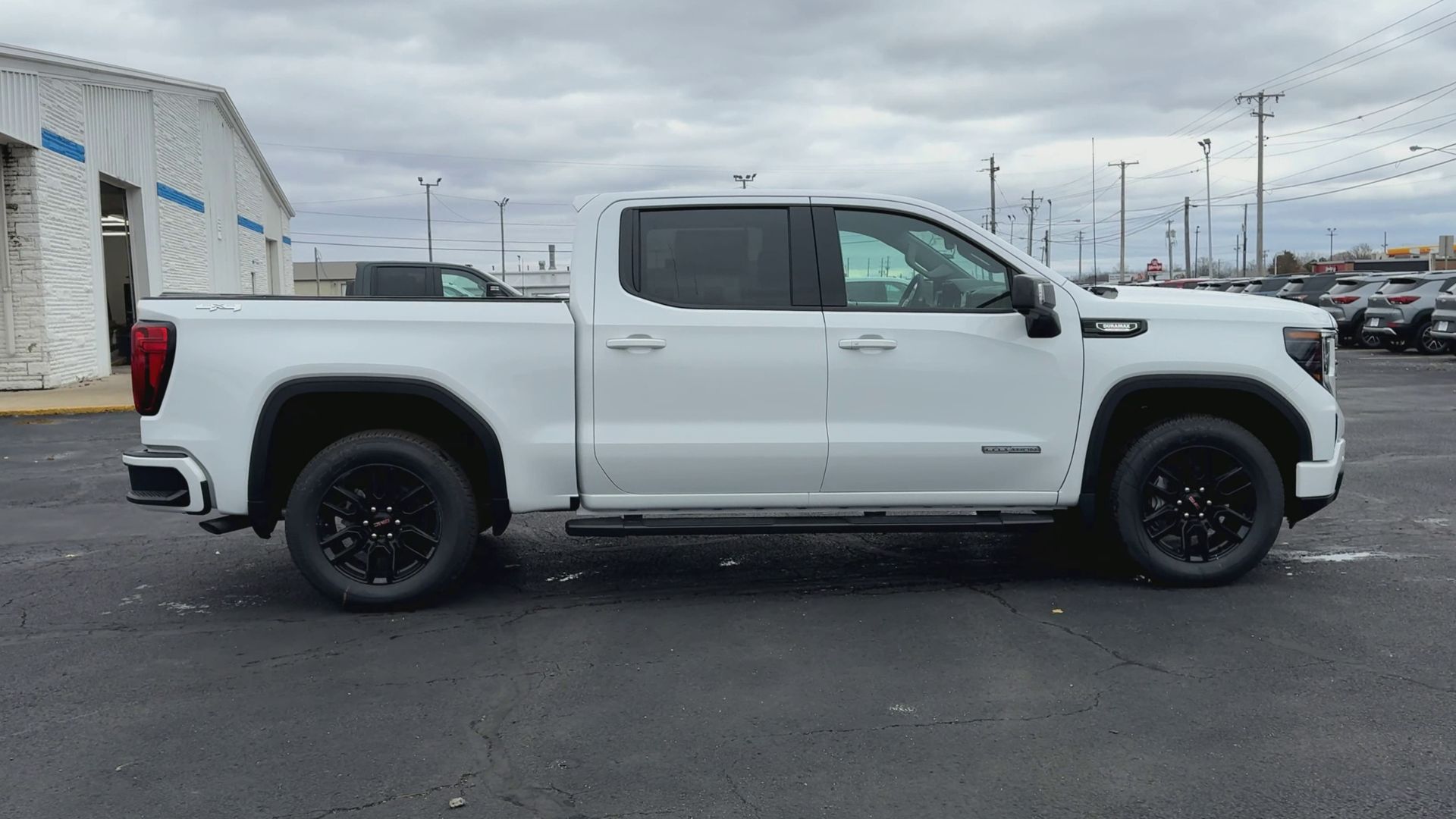 2026 GMC Sierra 1500 Elevation
