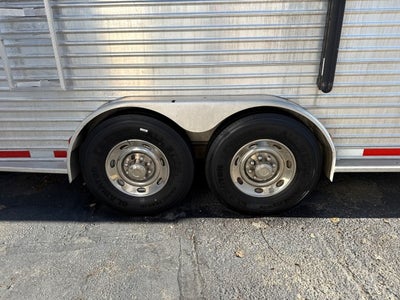 2005 KEEFERBUILT 4 HORSE LQ Base