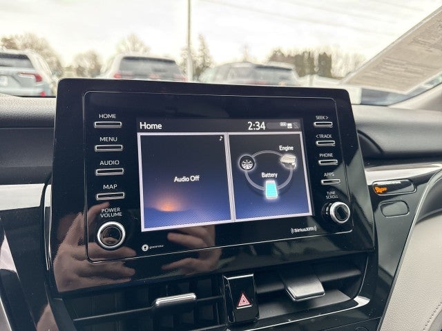 2024 Toyota Camry Hybrid SE