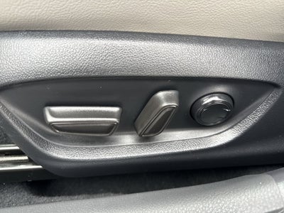 2024 Toyota Camry Hybrid SE