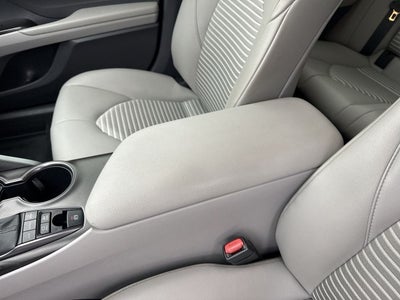 2024 Toyota Camry Hybrid SE