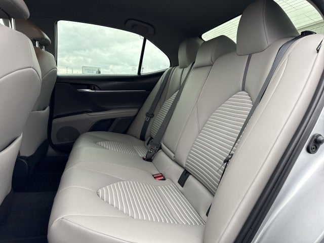 2024 Toyota Camry Hybrid SE