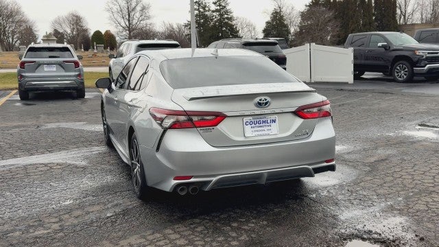 2024 Toyota Camry Hybrid SE