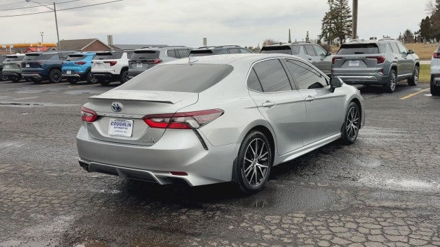 2024 Toyota Camry Hybrid SE