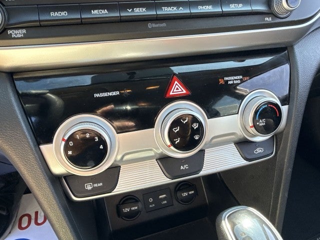 2019 Hyundai Elantra SE