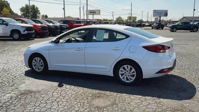 2019 Hyundai Elantra SE