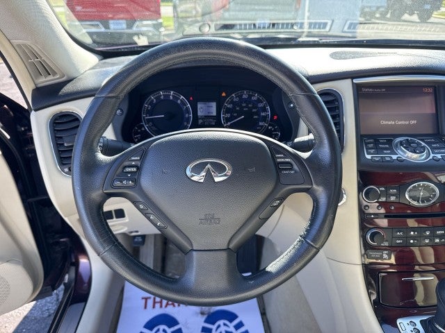 2016 INFINITI QX50 Base