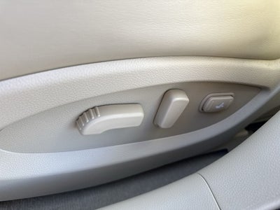 2016 INFINITI QX50 Base