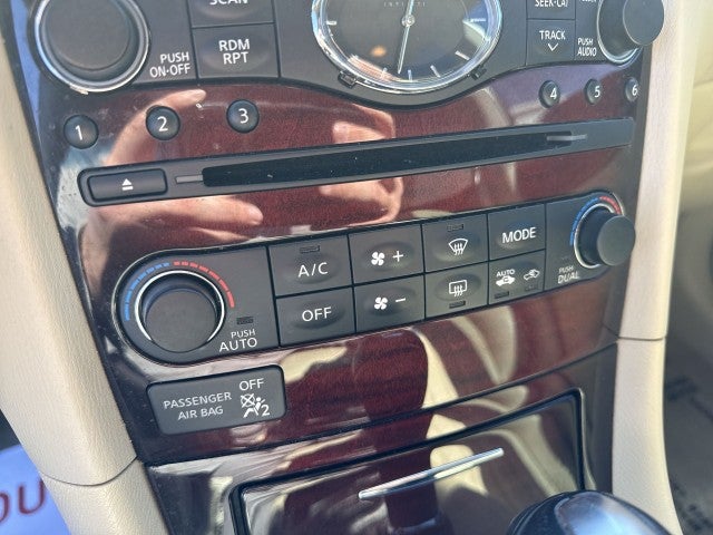 2016 INFINITI QX50 Base