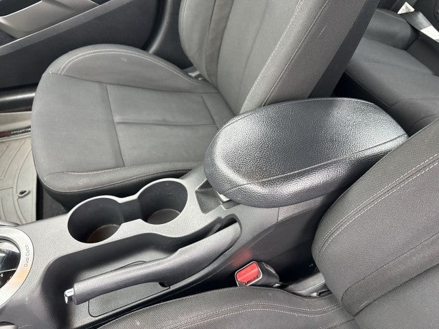 2015 Hyundai Veloster Base