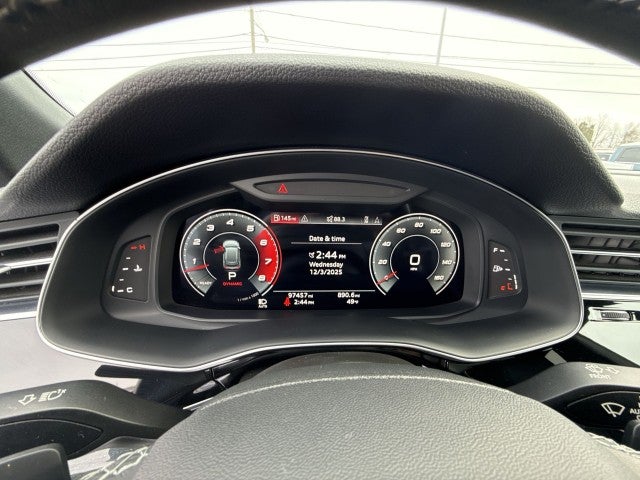 2021 Audi Q8 Premium Plus 55 TFSI quattro Tiptronic