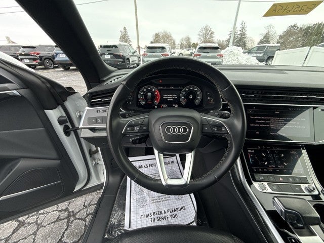 2021 Audi Q8 Premium Plus 55 TFSI quattro Tiptronic